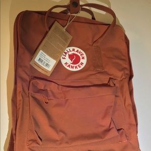 FJALL RAVEN KÅNKEN BACKPACK STYLE 23510 BRICK